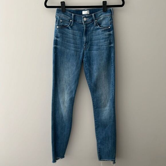 MOTHER Denim - Mother Denim Stunner Zip Ankle Step Fray Jeans Size 24 EUC